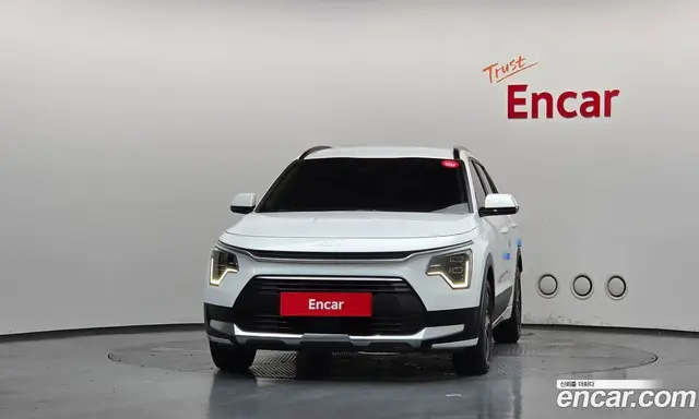 Kia Niro 2025 1.6 автомат (гидро), миниатюра 3