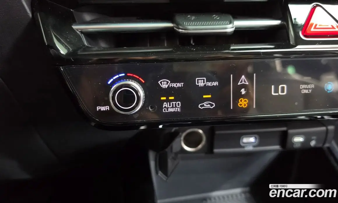 Kia Niro 2025 1.6 автомат (гидро), фото 21