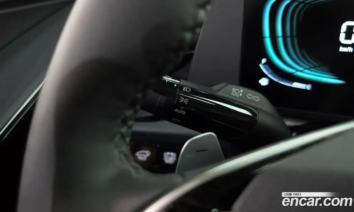 Kia Niro 2025 1.6 автомат (гидро), фото 32