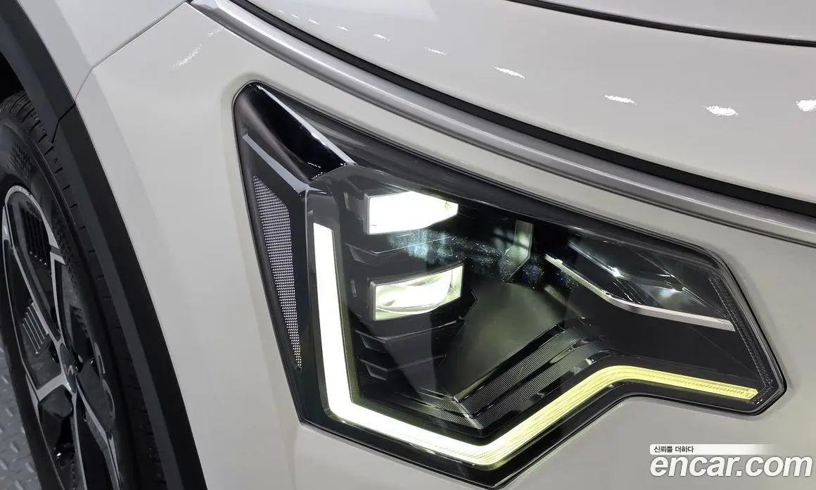Kia Niro 2025 1.6 автомат (гидро), фото 8