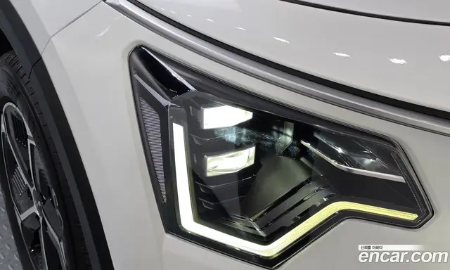 Kia Niro 2025 1.6 автомат (гидро), миниатюра 8