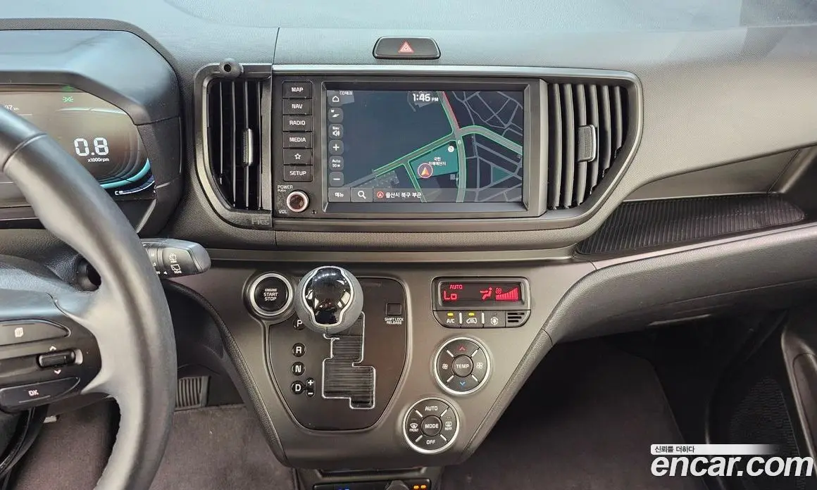 Kia Ray 2023 1.0 автомат (гидро), фото 13