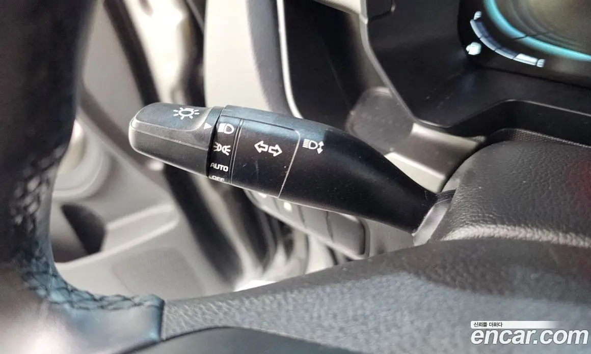 Kia Ray 2023 1.0 автомат (гидро), фото 17
