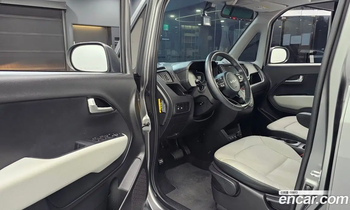 Kia Ray 2023 1.0 автомат (гидро), фото 10