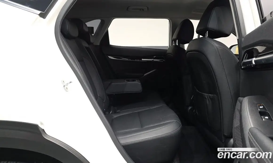 Kia Seltos 2022 1.6 автомат (гидро), фото 16