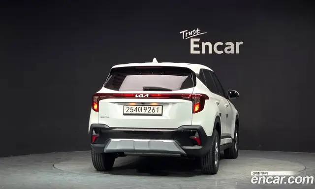 Kia Seltos 2023 1.6 автомат (гидро), миниатюра 4