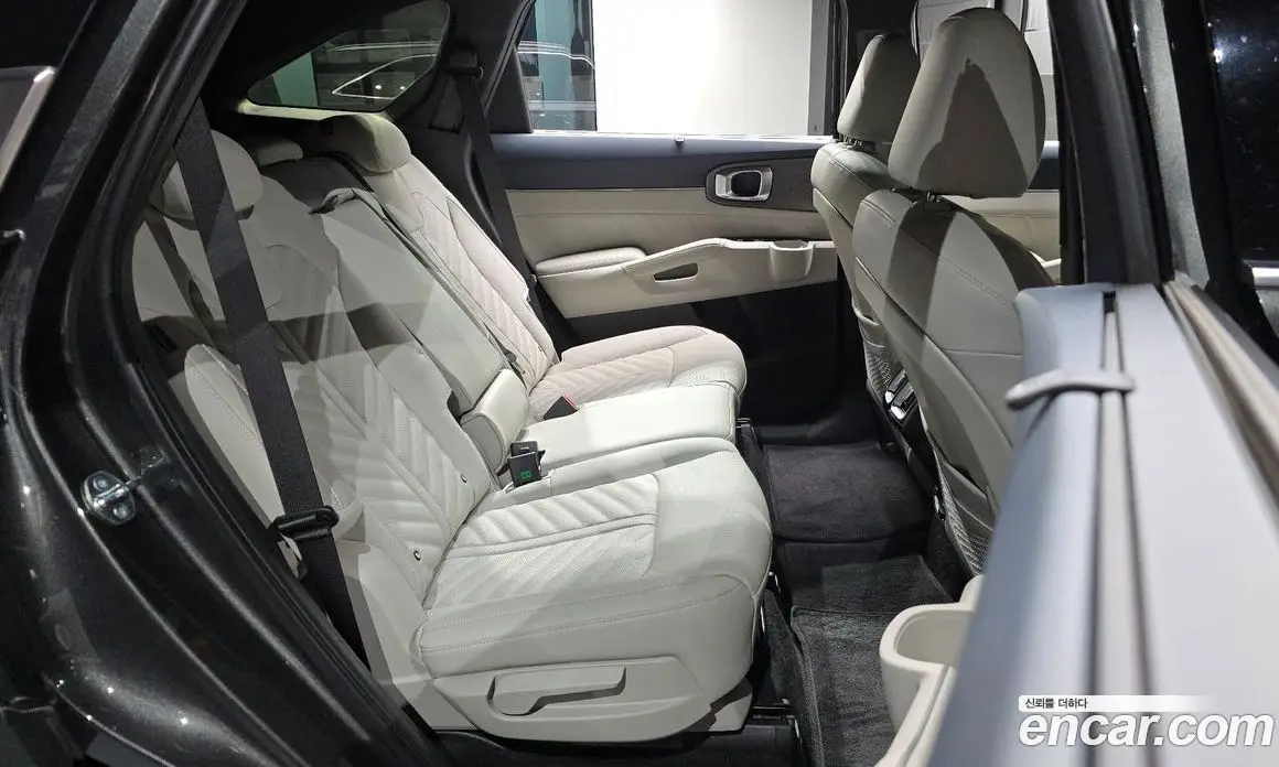 Kia Sorento 2025 1.6 автомат (гидро), фото 17