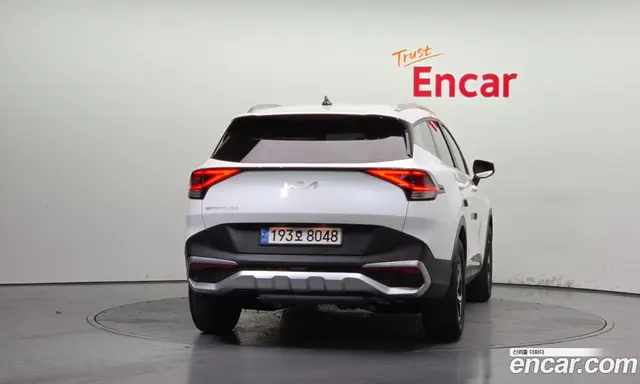 Kia Sportage 2022 1.6 автомат (гидро), миниатюра 4