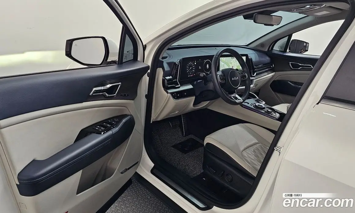 Kia Sportage 2023 1.6 автомат (гидро), фото 13