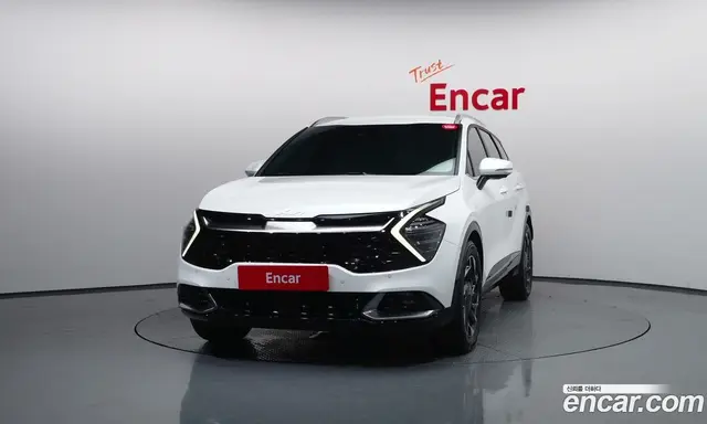 Kia Sportage 2023 1.6 автомат (гидро), миниатюра 3