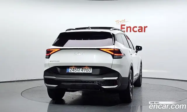 Kia Sportage 2024 2.0 автомат (гидро), миниатюра 3