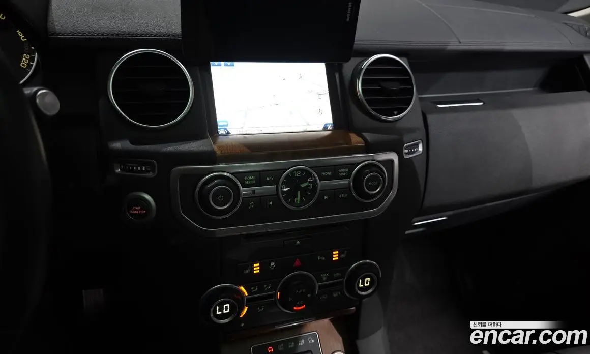 Land Rover Discovery 2016 3.0 автомат (гидро), фото 14