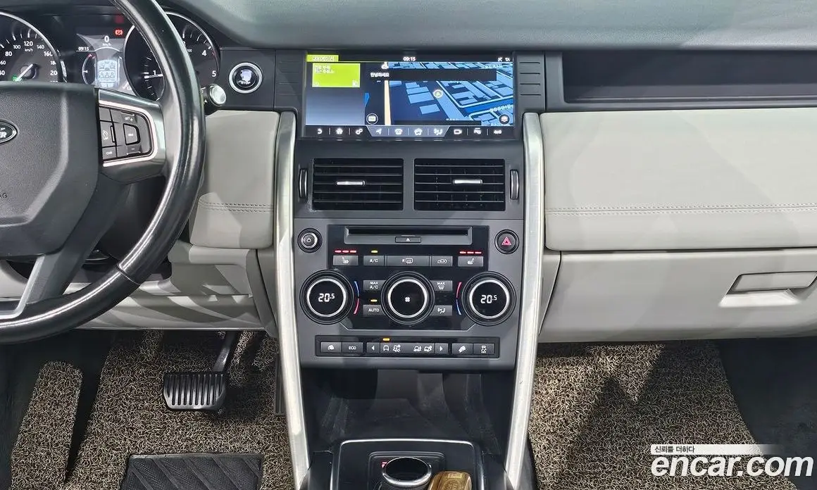 Land Rover Discovery Sport 2017 2.0 автомат (гидро), фото 14