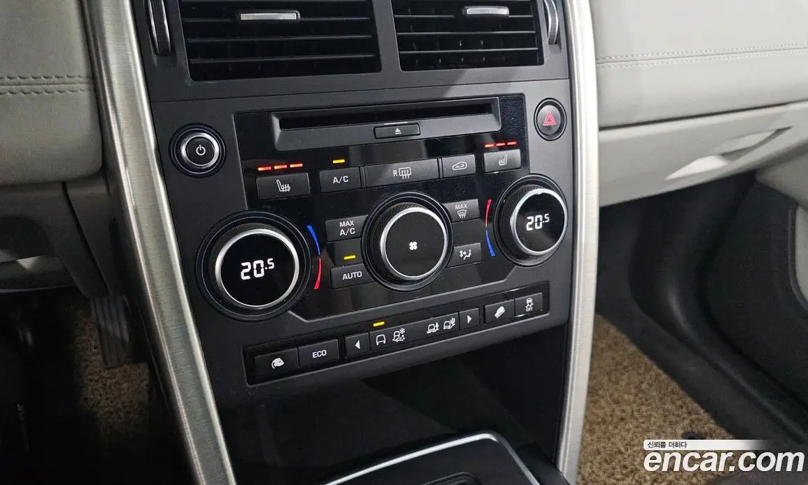 Land Rover Discovery Sport 2017 2.0 автомат (гидро), фото 16