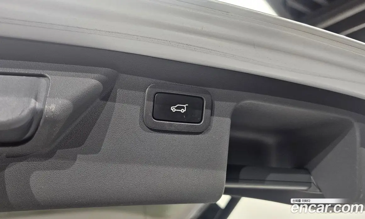 Land Rover Discovery Sport 2017 2.0 автомат (гидро), фото 20