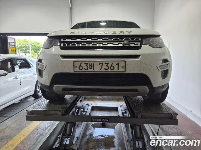 Land Rover Discovery Sport 2018 2.0 автомат (гидро), миниатюра 2