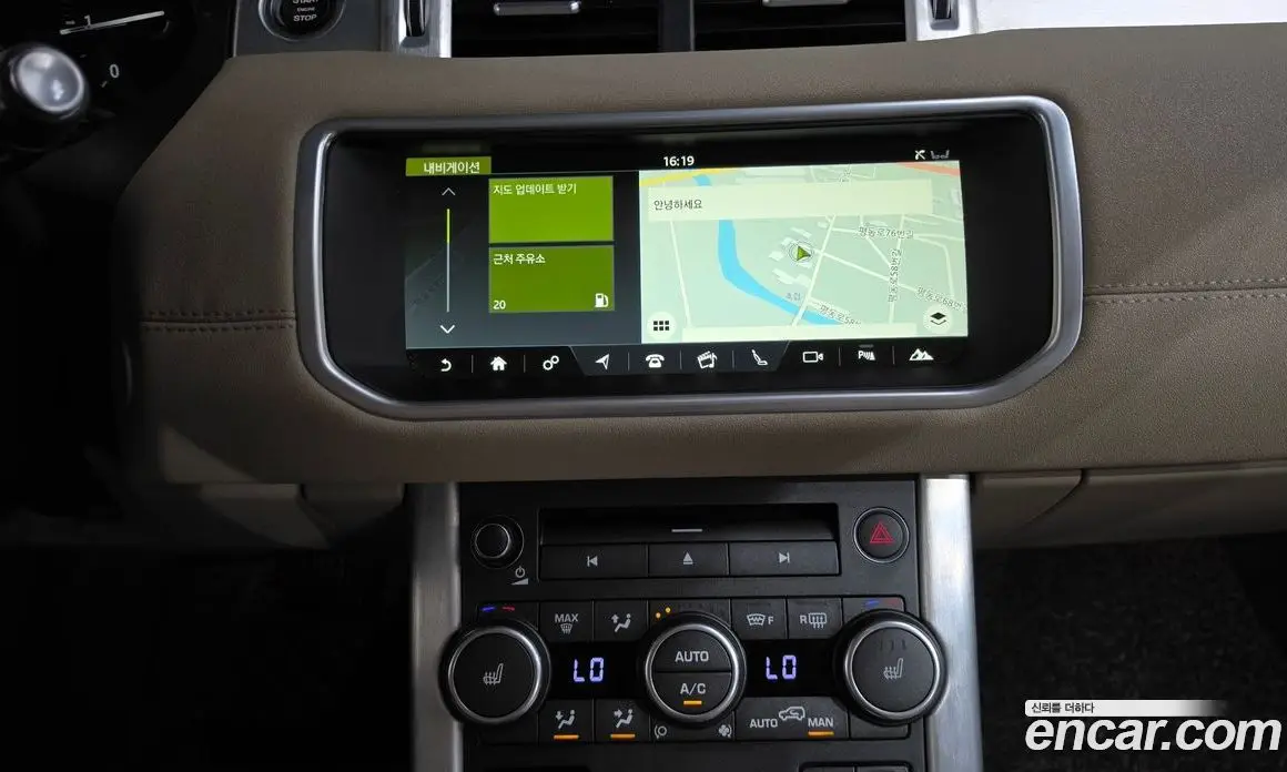 Land Rover Range Rover Evoque 2018 2.0 автомат (гидро), фото 16