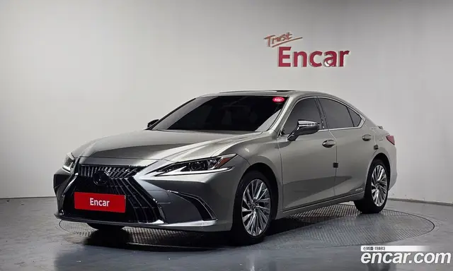 Lexus ES, 2022, 40 872 км