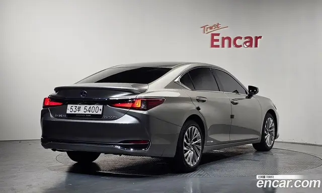 Lexus ES 2022 2.5 автомат (гидро), миниатюра 2
