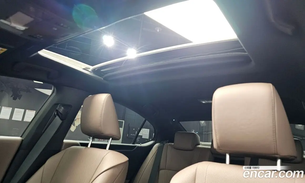 Lexus ES 2022 2.5 автомат (гидро), фото 21
