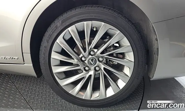 Lexus ES 2022 2.5 автомат (гидро), миниатюра 7