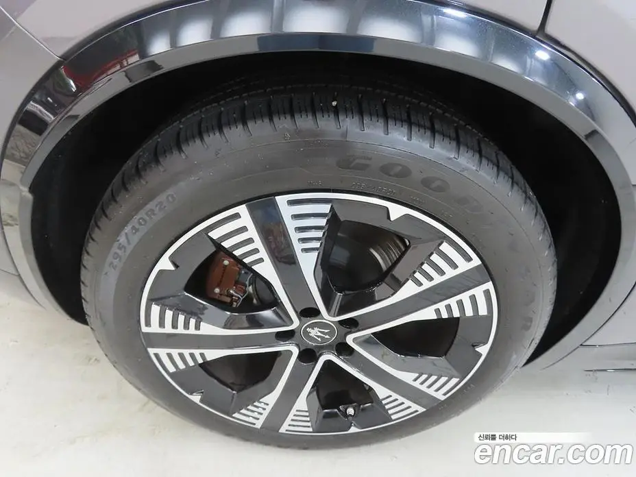 Maserati Grecale 2025 0.3 автомат (гидро), фото 20