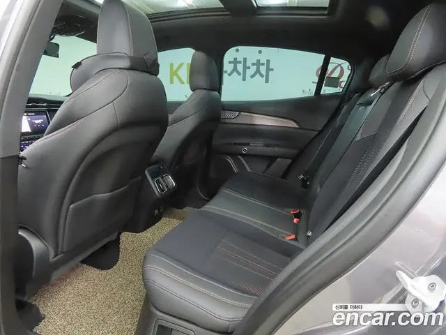 Maserati Grecale 2025 0.3 автомат (гидро), миниатюра 6