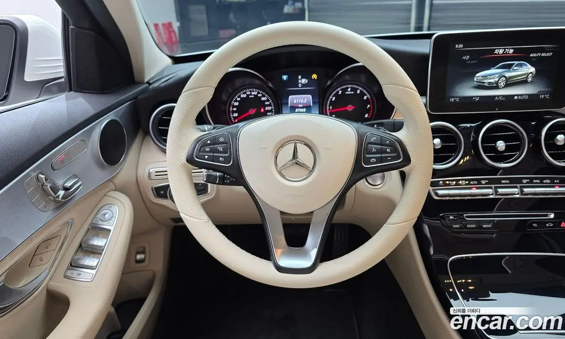Mercedes-Benz C-Class 2014 2.0 автомат (гидро), фото 13