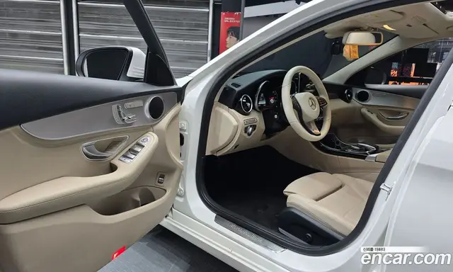 Mercedes-Benz C-Class 2014 2.0 автомат (гидро), миниатюра 10