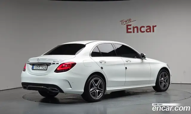 Mercedes-Benz C-Class 2019 1.9 автомат (гидро), миниатюра 1