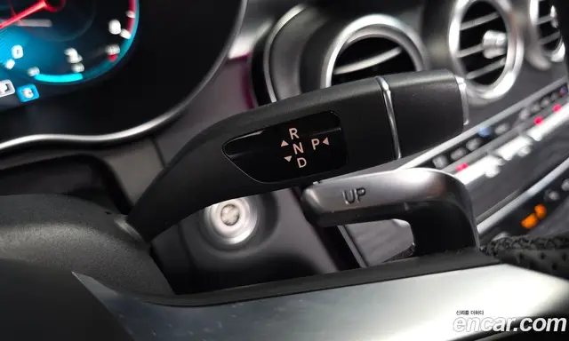 Mercedes-Benz C-Class 2019 1.9 автомат (гидро), миниатюра 11