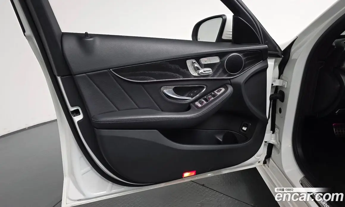 Mercedes-Benz C-Class 2019 1.9 автомат (гидро), фото 13
