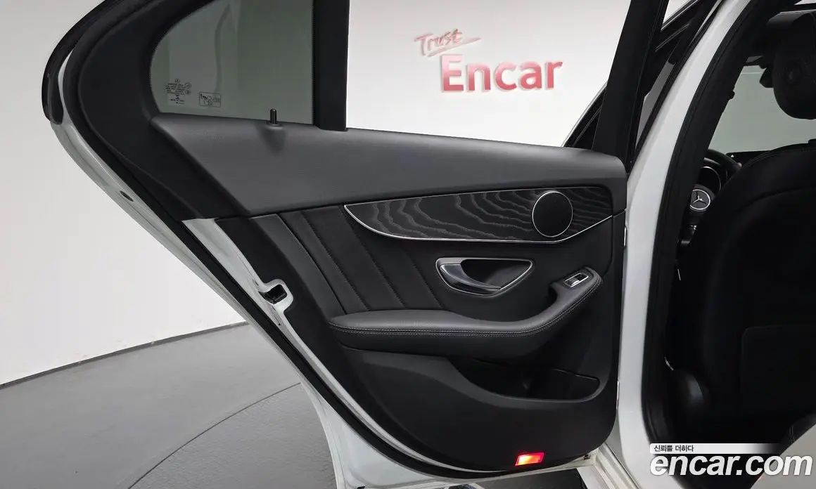 Mercedes-Benz C-Class 2019 1.9 автомат (гидро), фото 14