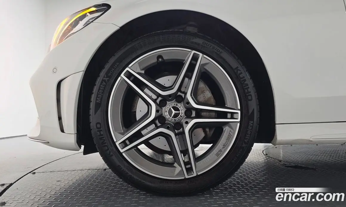 Mercedes-Benz C-Class 2019 1.9 автомат (гидро), фото 4