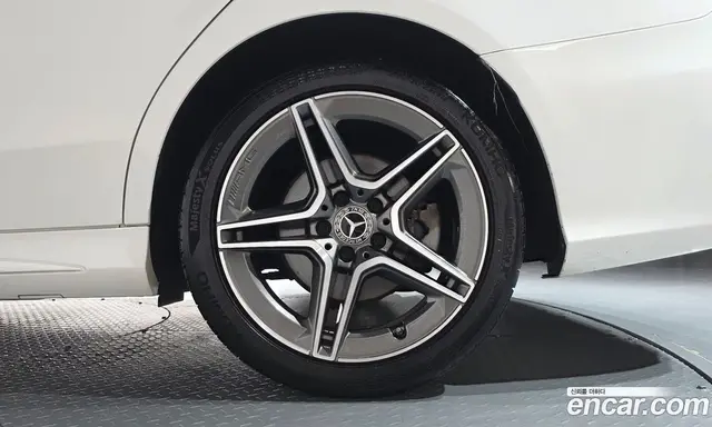 Mercedes-Benz C-Class 2019 1.9 автомат (гидро), миниатюра 6