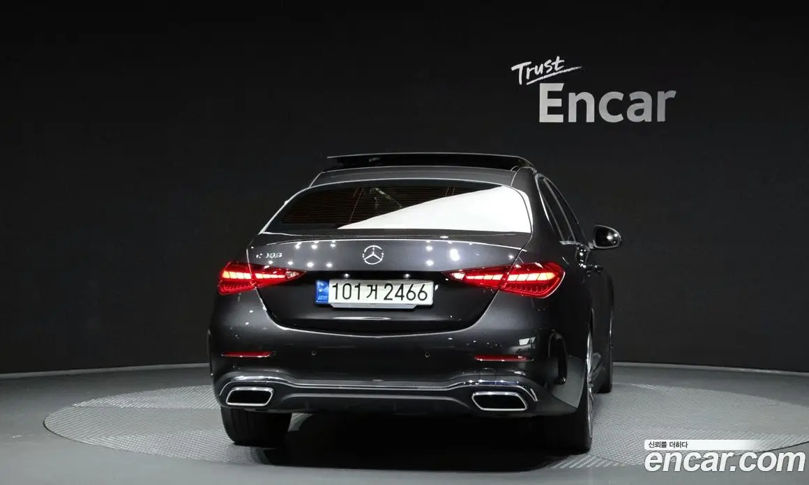 Mercedes-Benz C-Class 2022 2.0 автомат (гидро), фото 4