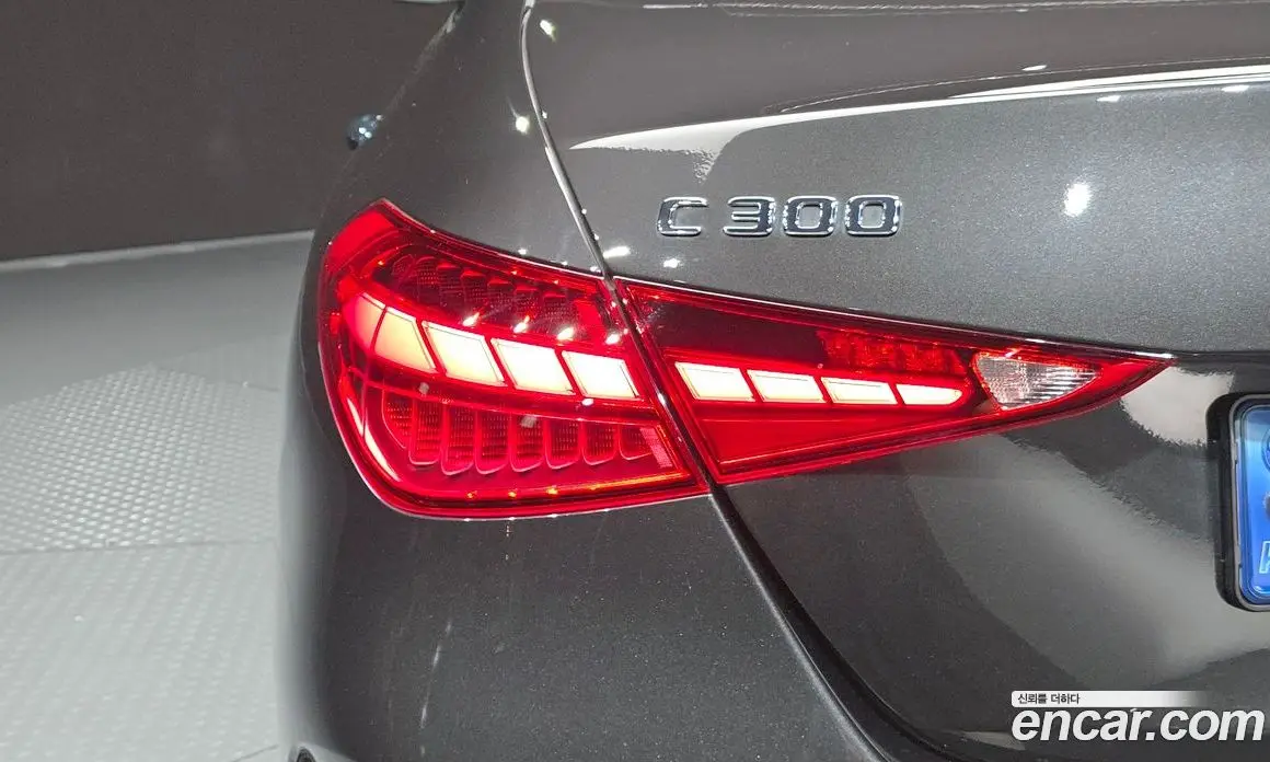 Mercedes-Benz C-Class 2022 2.0 автомат (гидро), фото 9