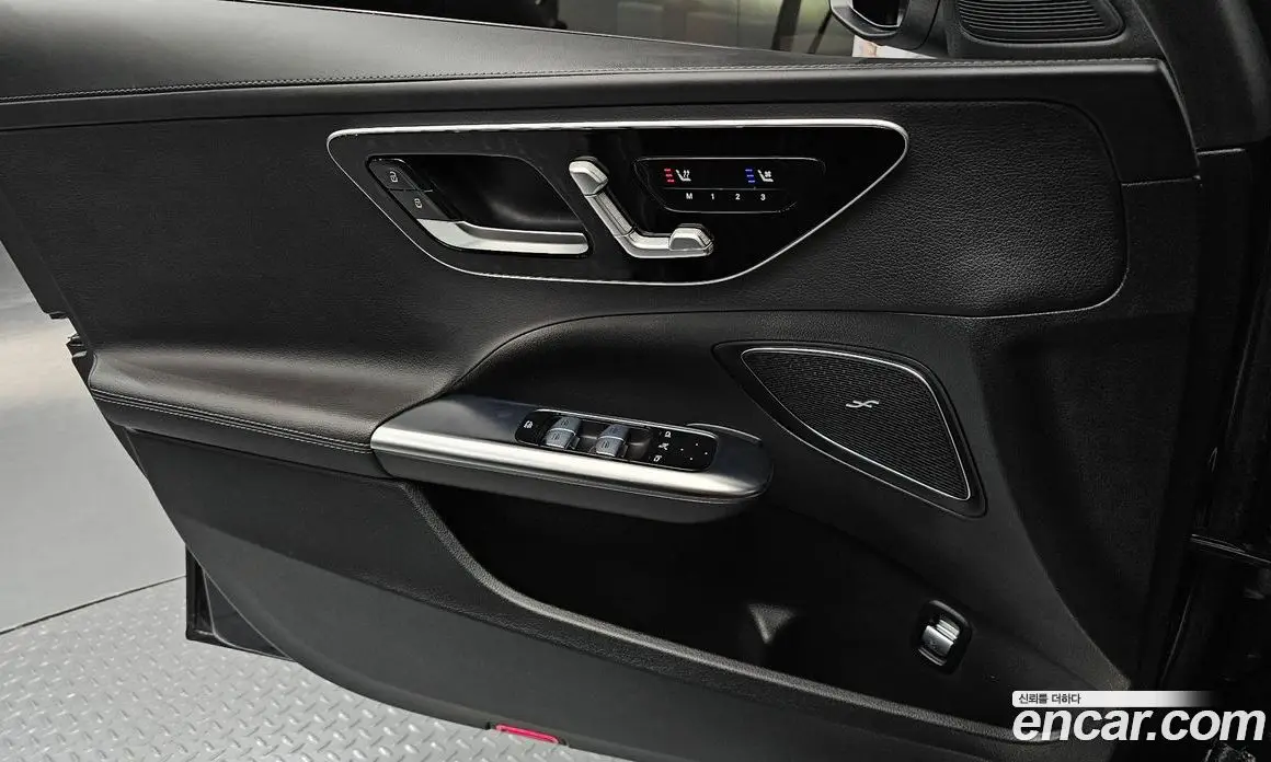 Mercedes-Benz C-Class 2022 2.0 автомат (гидро), фото 14
