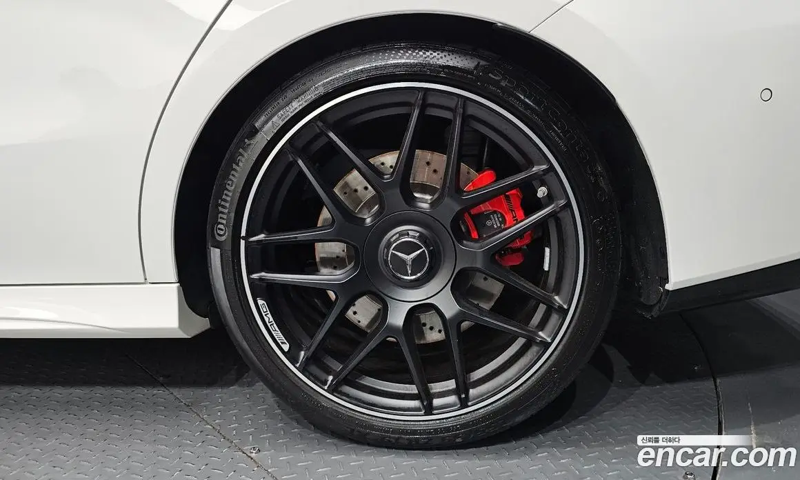 Mercedes-Benz CLA-Class 2025 2.0 автомат (гидро), фото 6