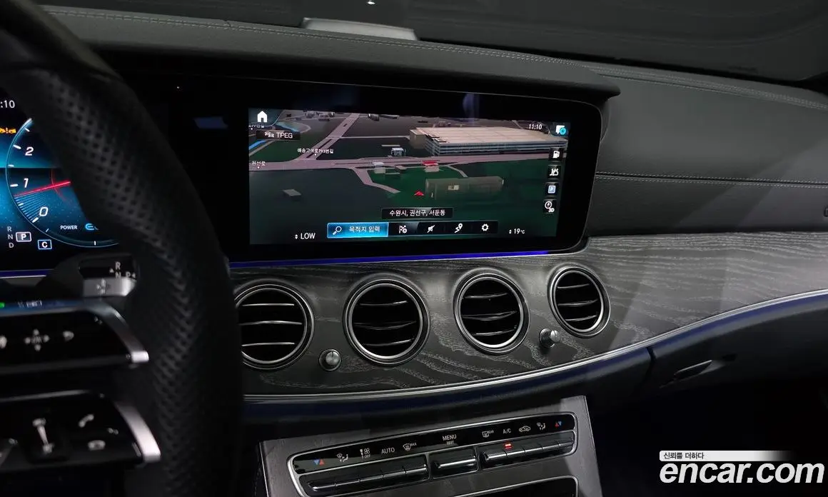 Mercedes-Benz E-Class 2022 2.0 автомат (гидро), фото 21