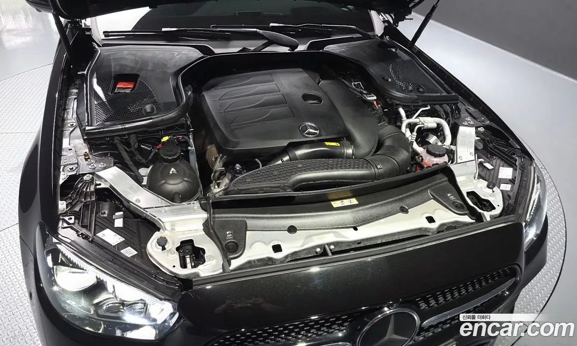 Mercedes-Benz E-Class 2022 2.0 автомат (гидро), фото 6