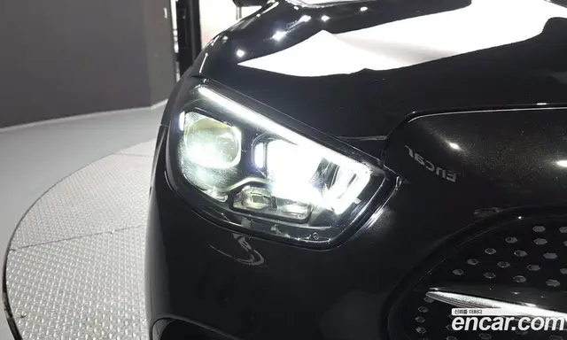 Mercedes-Benz E-Class 2022 2.0 автомат (гидро), миниатюра 8
