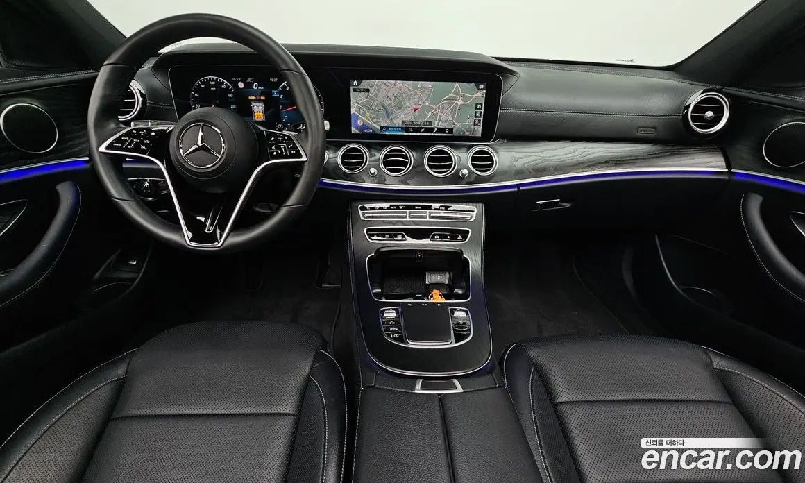 Mercedes-Benz E-Class 2023 2.0 автомат (гидро), фото 9