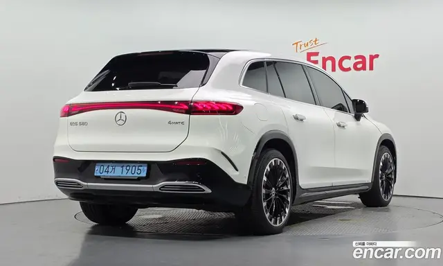 Mercedes-Benz EQS 2023 0.3 автомат (гидро), миниатюра 2