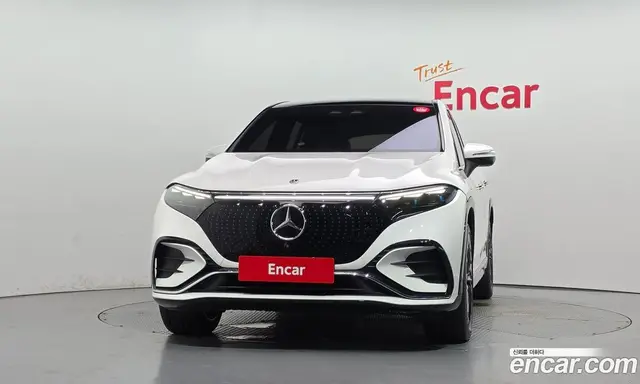 Mercedes-Benz EQS 2023 0.3 автомат (гидро), миниатюра 3