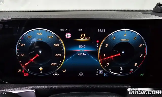 Mercedes-Benz GLB-Class 2022 2.0 автомат (гидро), миниатюра 11