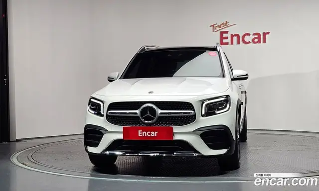 Mercedes-Benz GLB-Class 2022 2.0 автомат (гидро), миниатюра 3