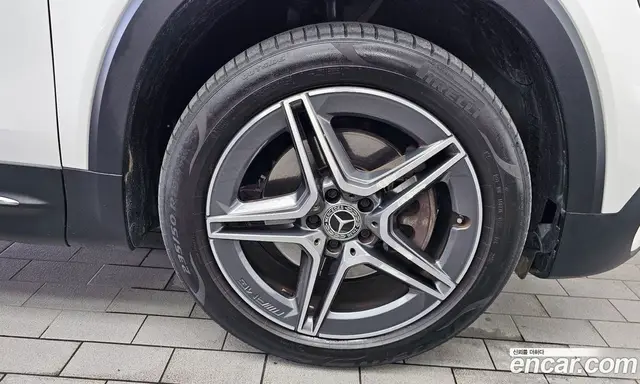 Mercedes-Benz GLB-Class 2022 2.0 автомат (гидро), миниатюра 7