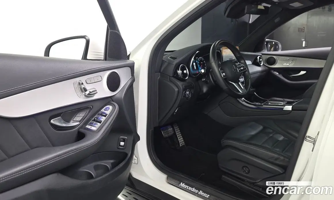 Mercedes-Benz GLC-Class 2021 2.0 автомат (гидро), фото 12