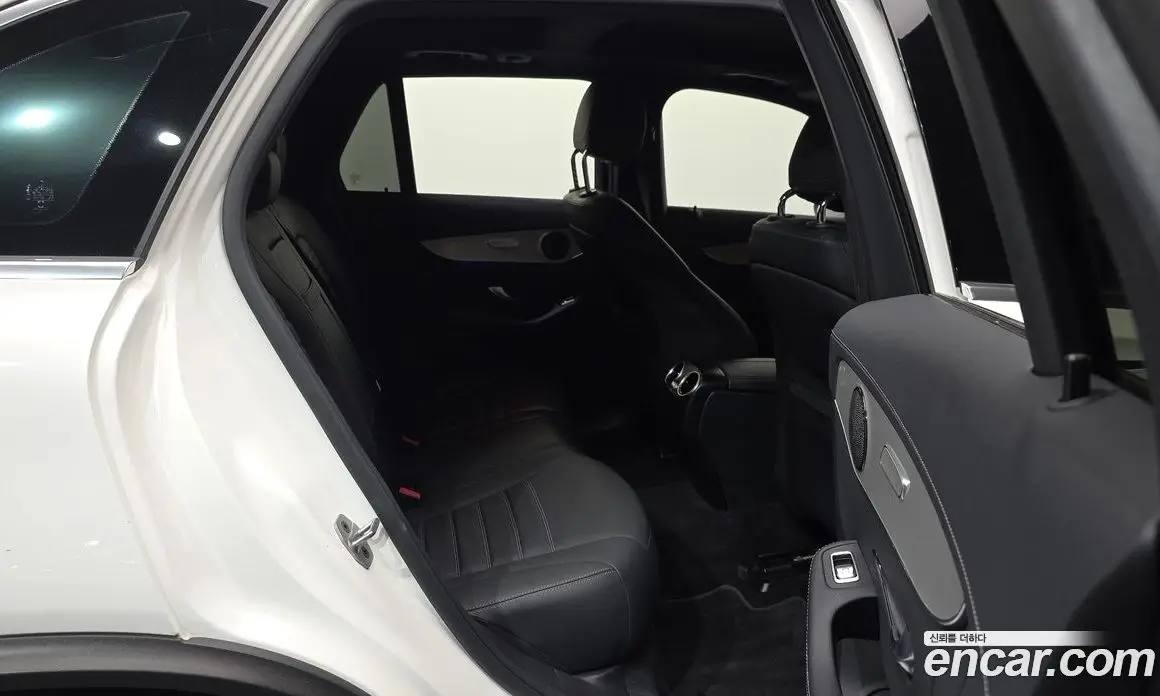 Mercedes-Benz GLC-Class 2021 2.0 автомат (гидро), фото 17